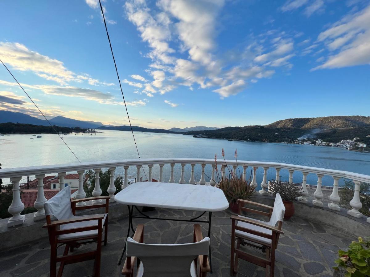 Kasteli Suite Poros Town Exterior photo